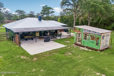 Welcome home to this beautifully renovated 3-bedroom, 2-bathroom - photo 50