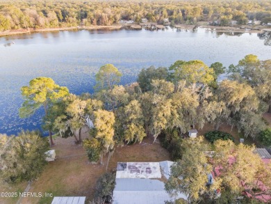 Lake Home For Sale in Interlachen, Florida