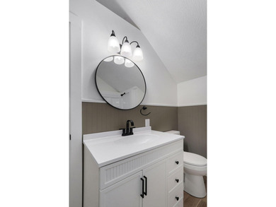 Escape to the country without sacrificing convenience! Nestled - photo 20