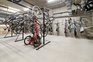 EDWIN | Loft avec mezzanine au coeur du quartier prise du marche - photo 23