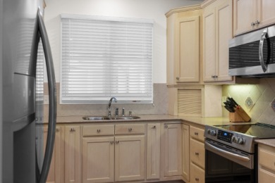Move-in Ready Waterfront Condo - photo 9
