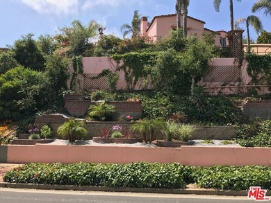 One of the best lots on Erskine. Mostly flat with a finished - photo 11