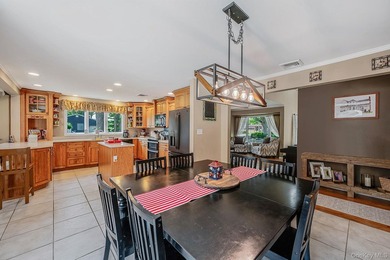 Over 3000 Sq ft post modern colonial on oversized lot with 6+ - photo 14