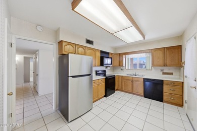 Live The Good Life In This Beautiful Rainier Model Home On Lakes - photo 18