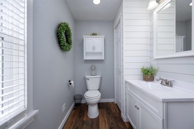 Move-In Ready & Completely Updated! Don't miss this beautifully - photo 18