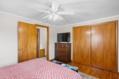 Enjoy beautiful views of Sauk Lake from this well-maintained 5 - photo 24