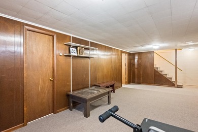 Enjoy beautiful views of Sauk Lake from this well-maintained 5 - photo 28