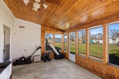 Enjoy beautiful views of Sauk Lake from this well-maintained 5 - photo 29