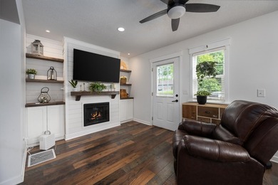 Move-In Ready & Completely Updated! Don't miss this beautifully - photo 29