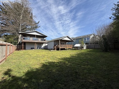 Beautifully updated and versatile property just a short distance - photo 30