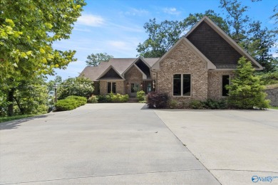 Lake Home For Sale in Scottsboro, Alabama