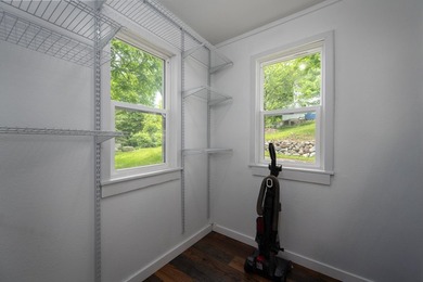 Move-In Ready & Completely Updated! Don't miss this beautifully - photo 33