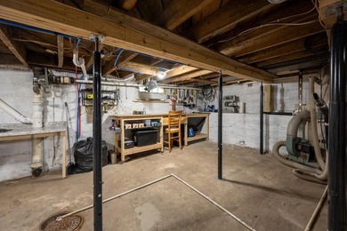Move-In Ready & Completely Updated! Don't miss this beautifully - photo 34