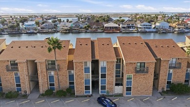 Fully renovated first-floor waterfront condo offering 1 bedroom - photo 2