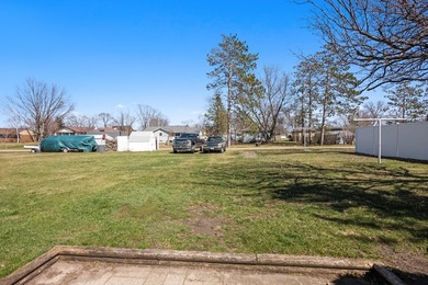 Enjoy beautiful views of Sauk Lake from this well-maintained 5 - photo 43