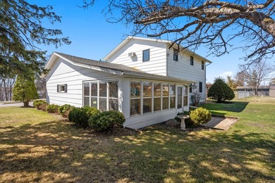 Enjoy beautiful views of Sauk Lake from this well-maintained 5 - photo 44