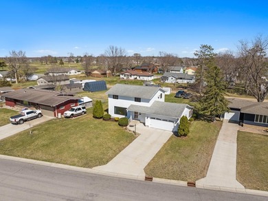 Enjoy beautiful views of Sauk Lake from this well-maintained 5 - photo 45
