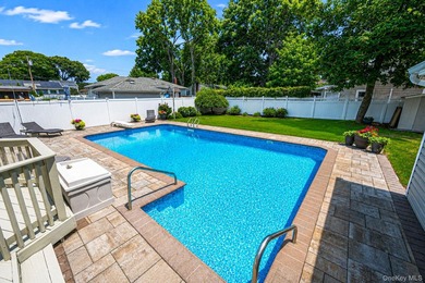 Over 3000 Sq ft post modern colonial on oversized lot with 6+ - photo 47