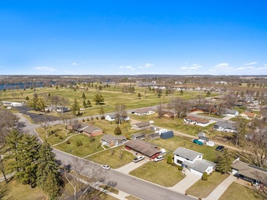 Enjoy beautiful views of Sauk Lake from this well-maintained 5 - photo 49