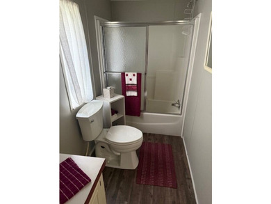 Welcome to this beautifully maintained 1998 double-wide home - photo 10