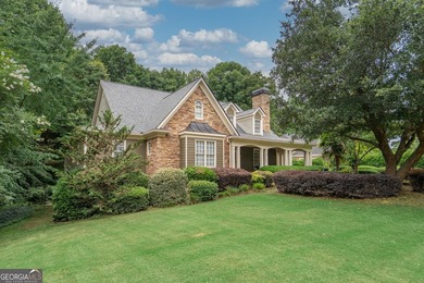Beautiful 5-bedroom, 4.5-bath home located in the highly - photo 1