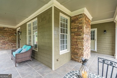 Beautiful 5-bedroom, 4.5-bath home located in the highly - photo 7