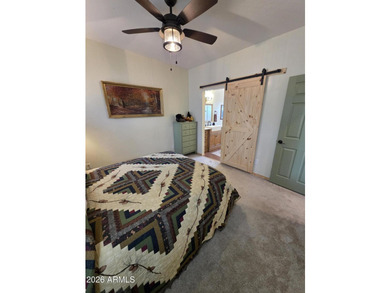 Nestled in the White Mountains of Arizona, Lakeside is a vibrant - photo 19