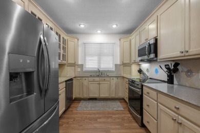 Move-in Ready Waterfront Condo - photo 8