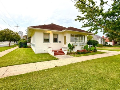 Lake Palourde Home For Sale in Morgan City Louisiana