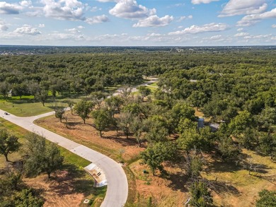 Beautiful 1.6 acre lot in Pecan Plantation, offering a spacious - photo 4