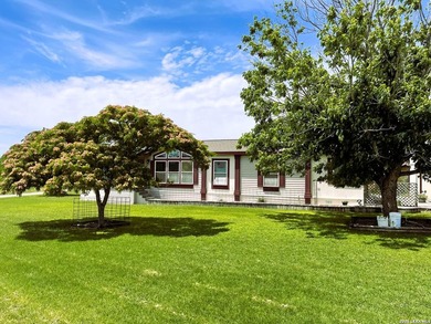 Trade the traffic, noise, and crowded neighborhoods for the - photo 4