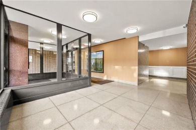 Meadowwood at Gateway, 4th floor, 1-bedroom *F* unit with a