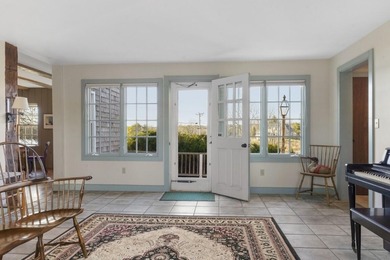The home of Arthur Noble, Jr., this classic cape was originally - photo 12