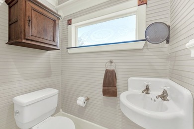 Own a piece of Texas history while enjoying immediate rental - photo 12