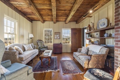 The home of Arthur Noble, Jr., this classic cape was originally - photo 29
