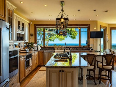Perched atop Spruce Mountain, this stunning 36-acre estate - photo 9