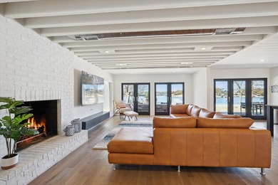 Exceptional waterfront home with contemporary design set against - photo 10