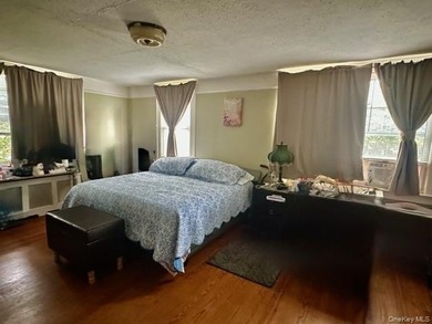Welcome to this Charming 1920's home on Roe Blvd. The interior - photo 14