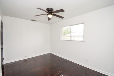 Just renovated!! Added another bedroom and large bathroom - photo 20