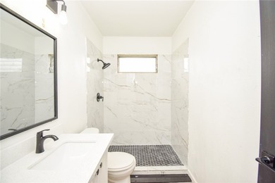 Just renovated!! Added another bedroom and large bathroom - photo 23