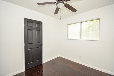 Just renovated!! Added another bedroom and large bathroom - photo 26