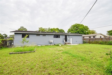 Just renovated!! Added another bedroom and large bathroom - photo 27