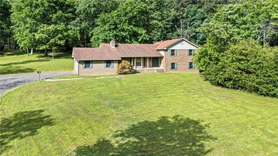 Welcome to 411 Marina Road! This 4 bedroom, 3 full bath, 1 half - photo 44