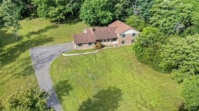 Welcome to 411 Marina Road! This 4 bedroom, 3 full bath, 1 half - photo 46