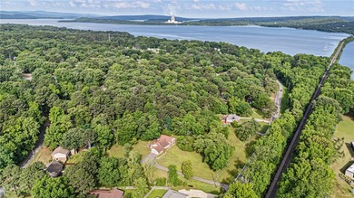 Welcome to 411 Marina Road! This 4 bedroom, 3 full bath, 1 half - photo 48