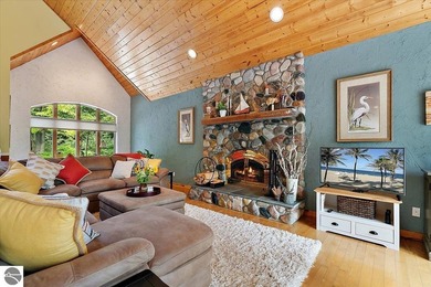 LOCATION, LOCATION, LOCATION. Experience Northern living at its - photo 12