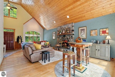 LOCATION, LOCATION, LOCATION. Experience Northern living at its - photo 14