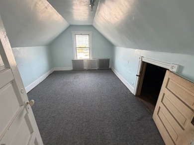 **Listing Attention:** This property presents a unique - photo 18