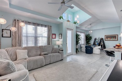Welcome to this beautiful Aloha Cottage, the largest of the - photo 18