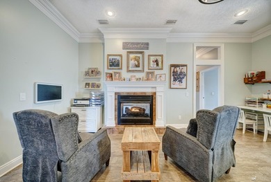 221 White Oaks Boulevard, where you can enjoy the space and - photo 19
